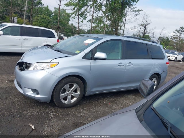 Aukcja sprzedaży 2013 Toyota Sienna Le V6 8 Passenger, vin: 5TDKK3DC5DS372073, numer aukcji: 45737240