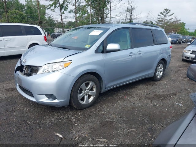 Aukcja sprzedaży 2013 Toyota Sienna Le V6 8 Passenger, vin: 5TDKK3DC5DS372073, numer aukcji: 45737240