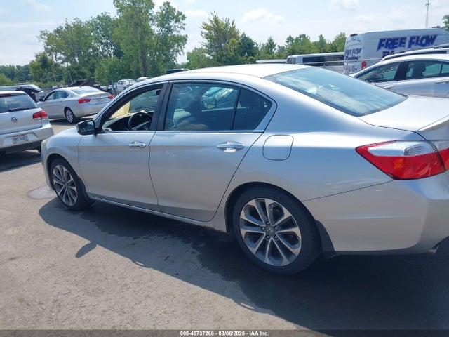 Продажа на аукционе авто 2015 Honda Accord Sport, vin: 1HGCR2F52FA139522, номер лота: 45737268