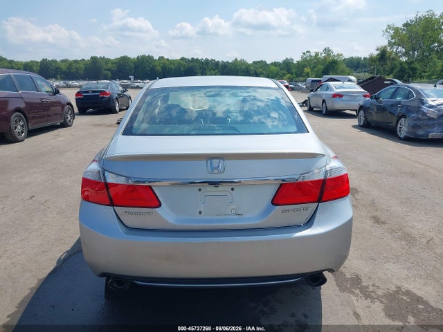 Продажа на аукционе авто 2015 Honda Accord Sport, vin: 1HGCR2F52FA139522, номер лота: 45737268