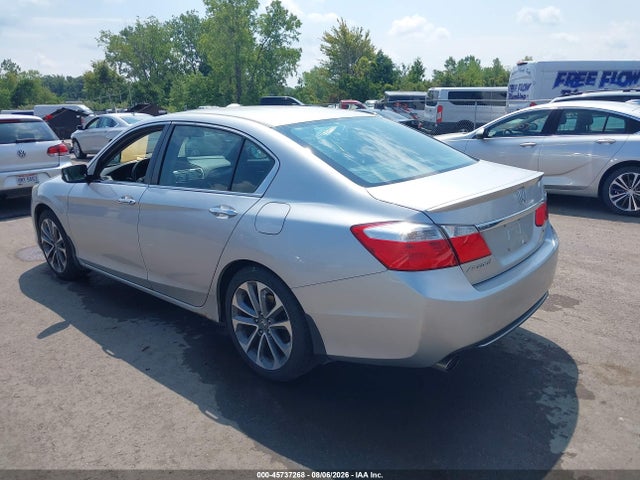Продажа на аукционе авто 2015 Honda Accord Sport, vin: 1HGCR2F52FA139522, номер лота: 45737268