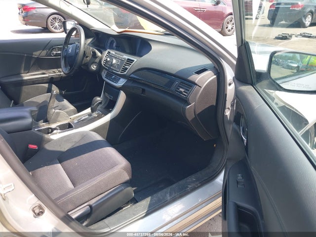 Продажа на аукционе авто 2015 Honda Accord Sport, vin: 1HGCR2F52FA139522, номер лота: 45737268