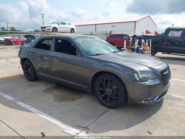Продаж на аукціоні авто 2018 Chrysler 300 300s, vin: 2C3CCABGXJH264204, номер лоту: 45737325