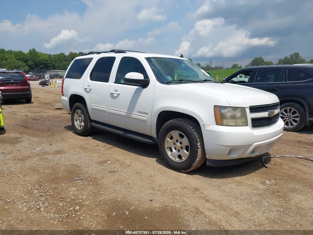 Продажа на аукционе авто 2011 Chevrolet Tahoe Lt, vin: 1GNSCBE09BR120132, номер лота: 45737351