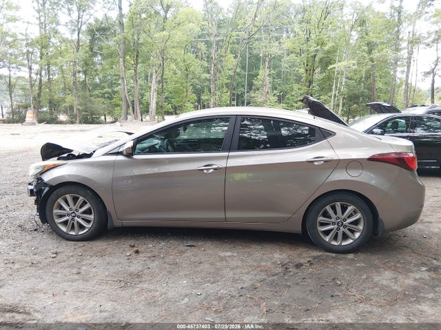 Продажа на аукционе авто 2016 Hyundai Elantra Se, vin: 5NPDH4AE4GH716277, номер лота: 45737403