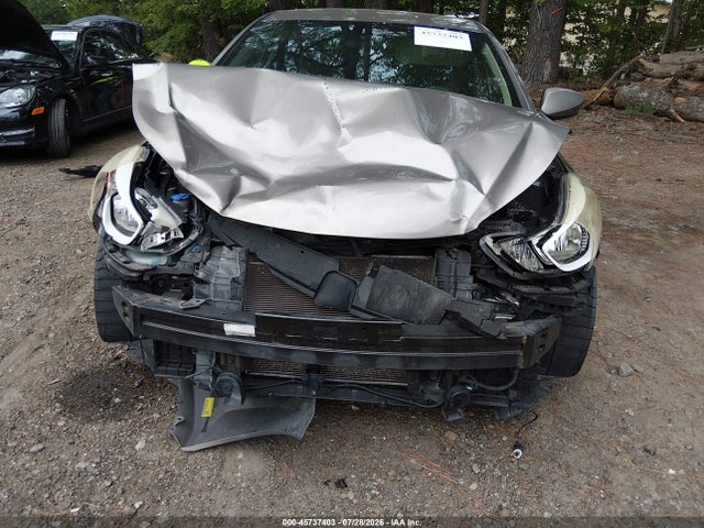 Продажа на аукционе авто 2016 Hyundai Elantra Se, vin: 5NPDH4AE4GH716277, номер лота: 45737403