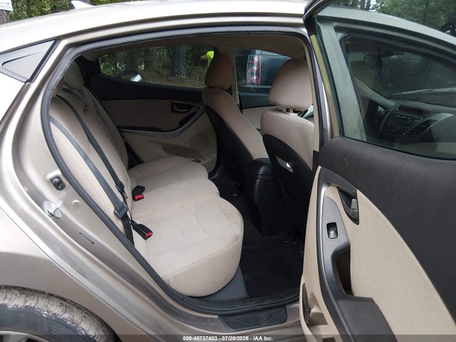 Продажа на аукционе авто 2016 Hyundai Elantra Se, vin: 5NPDH4AE4GH716277, номер лота: 45737403