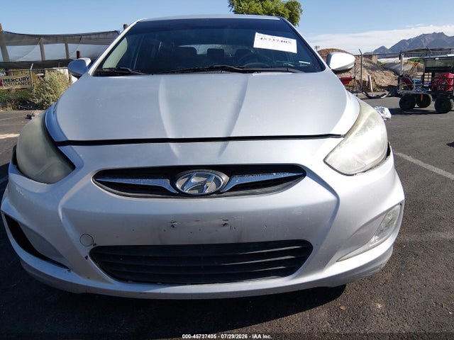 45737405 :رقم المزاد ، KMHCU5AE8DU111558 vin ، 2013 Hyundai Accent Se مزاد بيع