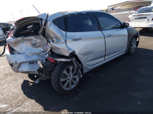 45737405 :رقم المزاد ، KMHCU5AE8DU111558 vin ، 2013 Hyundai Accent Se مزاد بيع