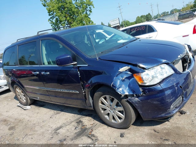 Продажа на аукционе авто 2016 Chrysler Town & Country Touring, vin: 2C4RC1BG0GR261305, номер лота: 45737408