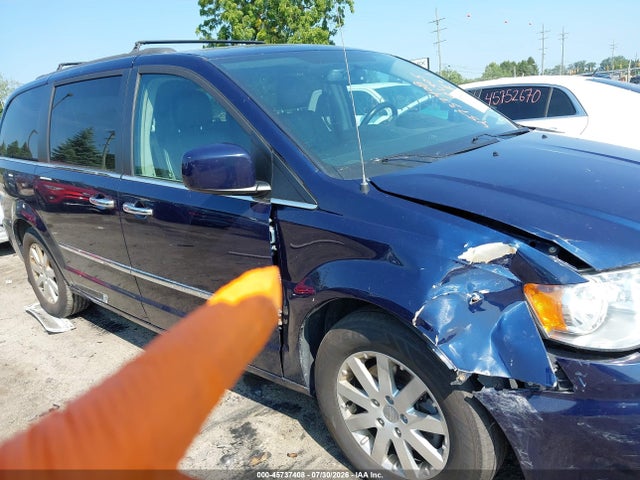 Продажа на аукционе авто 2016 Chrysler Town & Country Touring, vin: 2C4RC1BG0GR261305, номер лота: 45737408