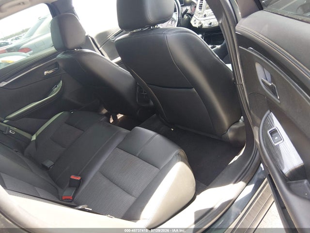 Chevrolet IMPALA 1LT 2018 2G1105S37J9131404 Image 8