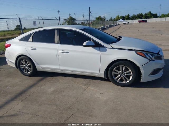 Hyundai SONATA SE 2016 5NPE24AF2GH317401 Image 13