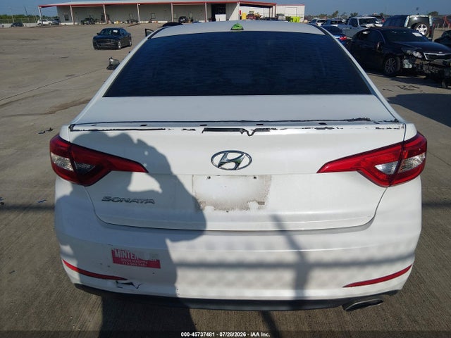 Hyundai SONATA SE 2016 5NPE24AF2GH317401 Image 16
