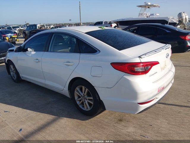 Hyundai SONATA SE 2016 5NPE24AF2GH317401 Image 3