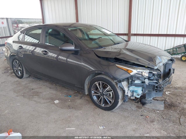 2023 Kia Forte Lxs მანქანა იყიდება აუქციონზე, vin: 3KPF24AD8PE590172, აუქციონის ნომერი: 45737517