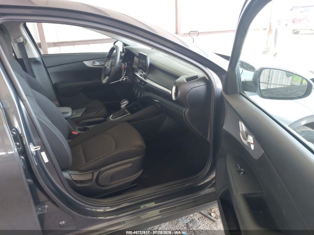 2023 Kia Forte Lxs მანქანა იყიდება აუქციონზე, vin: 3KPF24AD8PE590172, აუქციონის ნომერი: 45737517