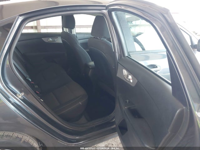 2023 Kia Forte Lxs მანქანა იყიდება აუქციონზე, vin: 3KPF24AD8PE590172, აუქციონის ნომერი: 45737517