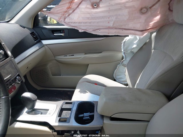 45737537 :رقم المزاد ، 4S4BRCCC7E3237222 vin ، 2014 Subaru Outback 2.5i Premium مزاد بيع