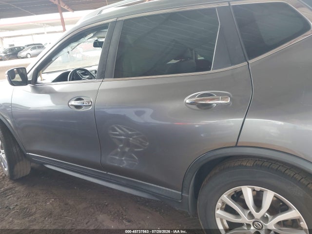 Nissan ROGUE SV 2018 KNMAT2MTXJP524695 Image 14