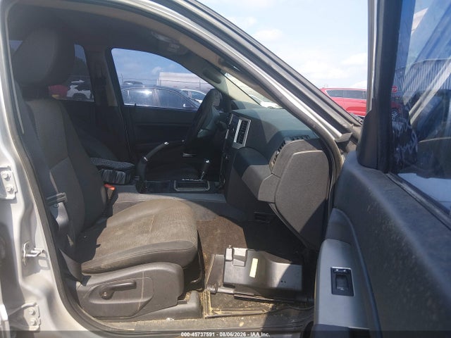 2010 Jeep Grand Cherokee Laredo მანქანა იყიდება აუქციონზე, vin: 1J4PS4GK7AC156537, აუქციონის ნომერი: 45737591