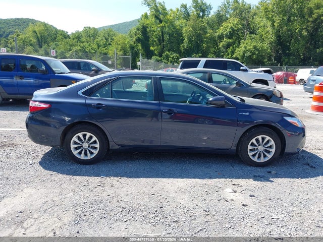 45737639 :رقم المزاد ، 4T1BD1FK8HU206677 vin ، 2017 Toyota Camry Hybrid Le مزاد بيع