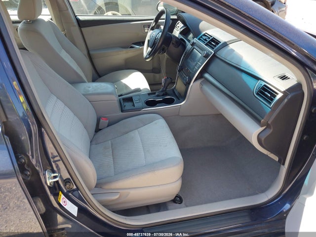 45737639 :رقم المزاد ، 4T1BD1FK8HU206677 vin ، 2017 Toyota Camry Hybrid Le مزاد بيع