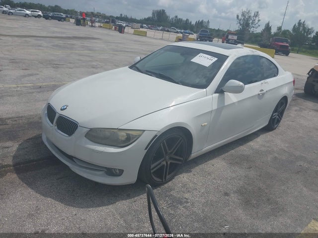 2011 Bmw 328i მანქანა იყიდება აუქციონზე, vin: WBAKE5C55BE432262, აუქციონის ნომერი: 45737644