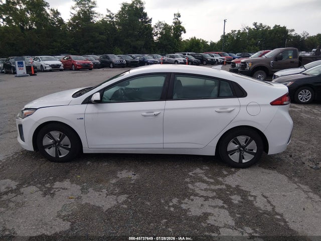 2020 Hyundai Ioniq Hybrid Blue მანქანა იყიდება აუქციონზე, vin: KMHC65LC7LU232554, აუქციონის ნომერი: 45737649