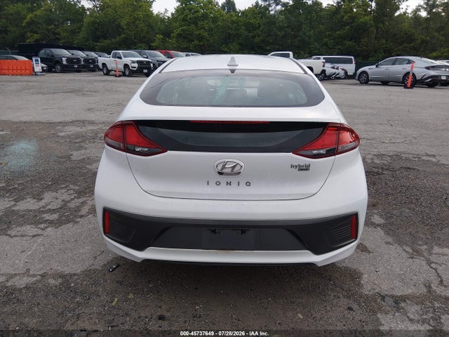 2020 Hyundai Ioniq Hybrid Blue მანქანა იყიდება აუქციონზე, vin: KMHC65LC7LU232554, აუქციონის ნომერი: 45737649
