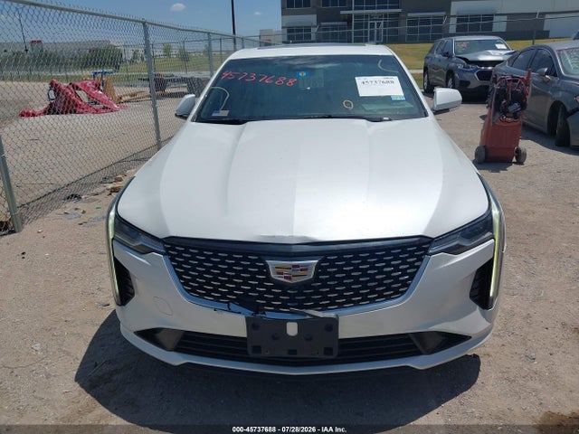 45737688 :رقم المزاد ، 1G6DJ5RK1M0120429 vin ، 2021 Cadillac Ct4 Luxury مزاد بيع