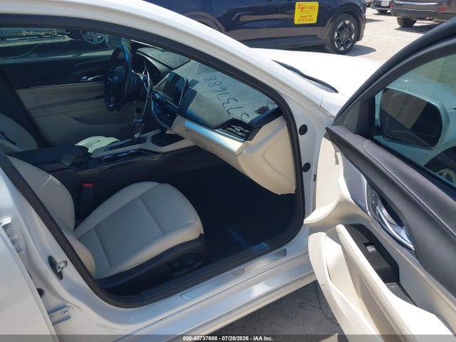 45737688 :رقم المزاد ، 1G6DJ5RK1M0120429 vin ، 2021 Cadillac Ct4 Luxury مزاد بيع