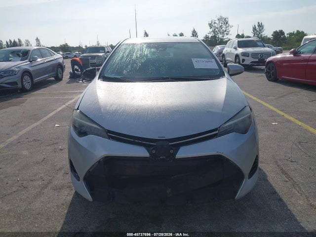 2018 Toyota Corolla Le მანქანა იყიდება აუქციონზე, vin: 5YFBURHE7JP761214, აუქციონის ნომერი: 45737696