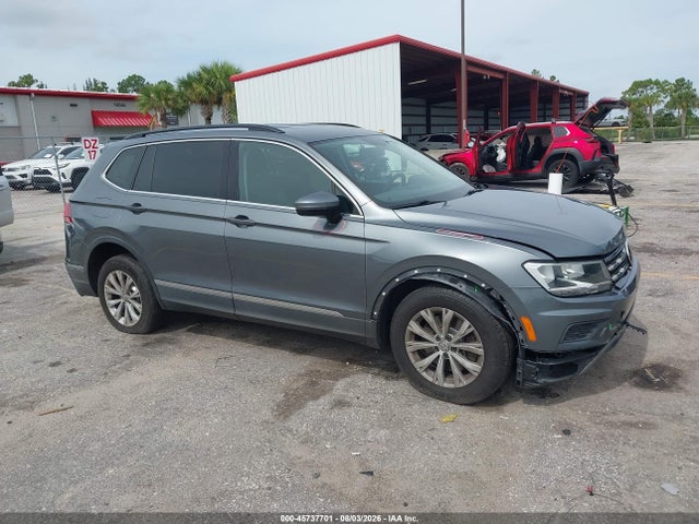 2018 Volkswagen Tiguan 2.0t Se/2.0t Sel მანქანა იყიდება აუქციონზე, vin: 3VV3B7AX2JM129952, აუქციონის ნომერი: 45737701