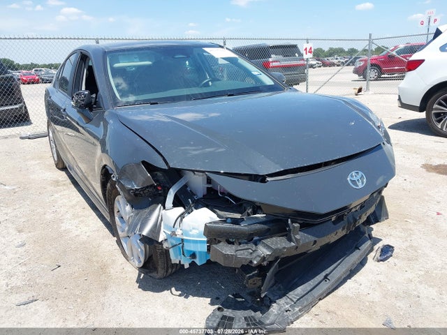 2026 Toyota Camry Le მანქანა იყიდება აუქციონზე, vin: 4T1DAACK2TU702072, აუქციონის ნომერი: 45737703