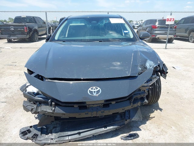 2026 Toyota Camry Le მანქანა იყიდება აუქციონზე, vin: 4T1DAACK2TU702072, აუქციონის ნომერი: 45737703