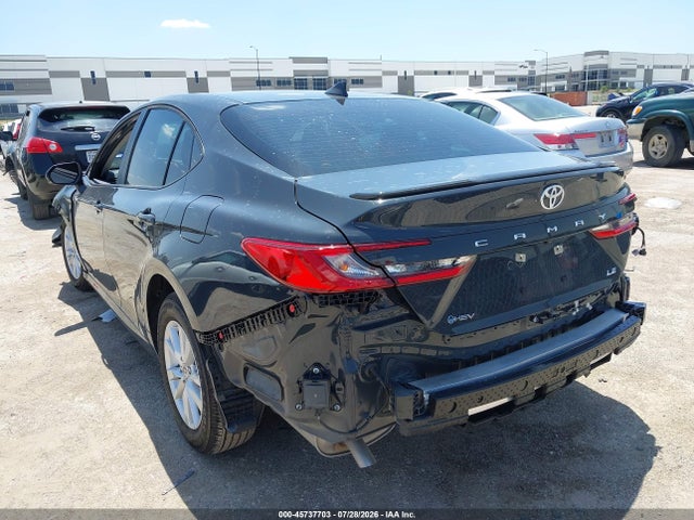 2026 Toyota Camry Le მანქანა იყიდება აუქციონზე, vin: 4T1DAACK2TU702072, აუქციონის ნომერი: 45737703