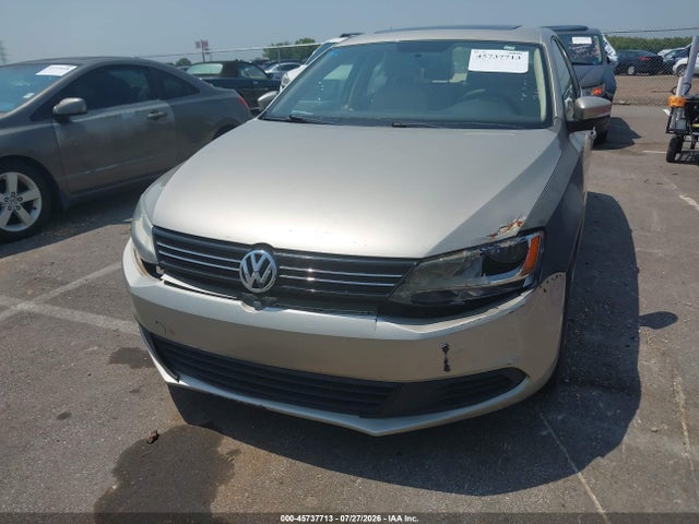 Продажа на аукционе авто 2014 Volkswagen Jetta 1.8t Se, vin: 3VWD17AJ9EM256573, номер лота: 45737713