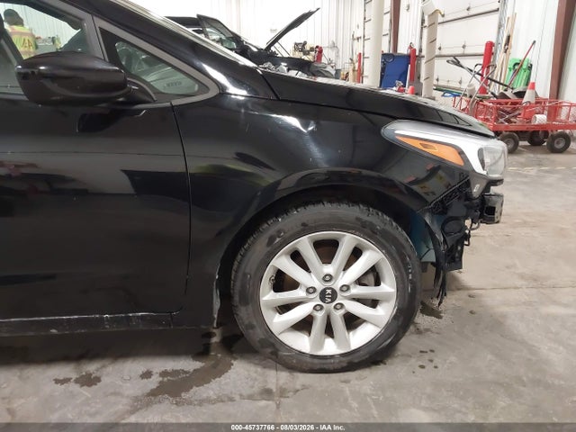 Продажа на аукционе авто 2017 Kia Forte Lx, vin: 3KPFL4A72HE130353, номер лота: 45737766