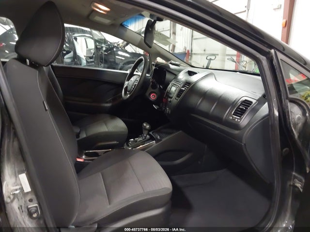 Продажа на аукционе авто 2017 Kia Forte Lx, vin: 3KPFL4A72HE130353, номер лота: 45737766