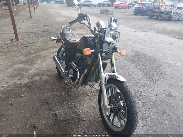 45737797 :رقم المزاد ، JH2PC0805EM105103 vin ، 1984 Honda Vt500 C مزاد بيع