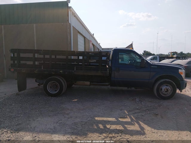 Ford F-350 Chassis Xl 2014 1FDRF3G63EEB81697 Image 18