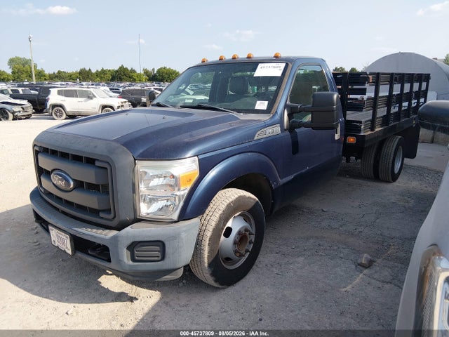 Ford F-350 Chassis Xl 2014 1FDRF3G63EEB81697 Image 2