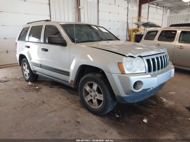 Auction sale of the 2006 Jeep Grand Cherokee Laredo, vin: 1J4GR48K76C185912, lot number: 45737817