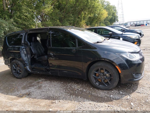 Продаж на аукціоні авто 2018 Chrysler Pacifica Touring L Plus, vin: 2C4RC1EG1JR157263, номер лоту: 45737836