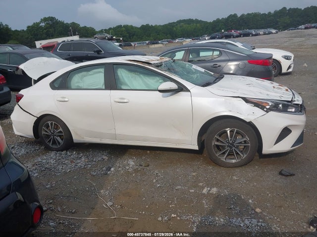Aukcja sprzedaży 2023 Kia Forte Lxs, vin: 3KPF24AD5PE676829, numer aukcji: 45737845