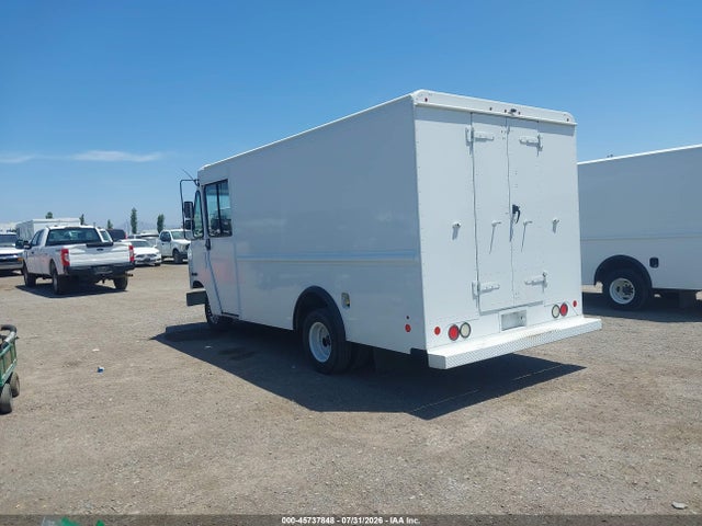 Ford E-350 Stripped 2018 1FC3E3K64JDC33150 Image 3
