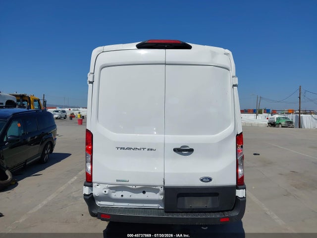 Ford Transit-250 2023 1FTBR1CG0PKC11565 Image 17