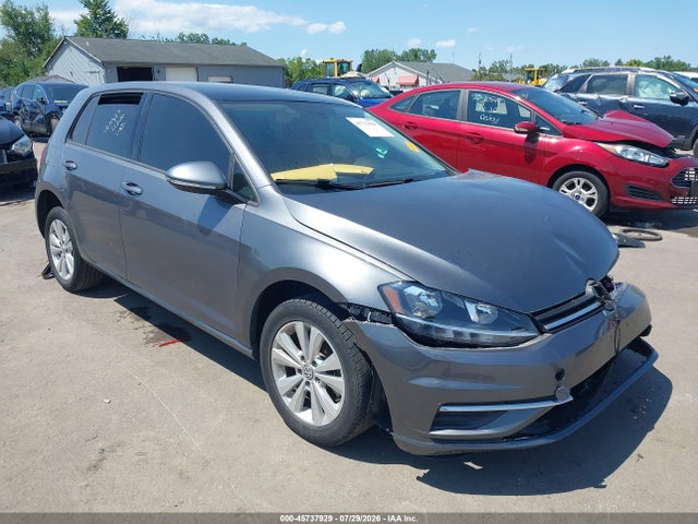 2021 Volkswagen Golf 1.4t Tsi მანქანა იყიდება აუქციონზე, vin: 3VWG57AU7MM014083, აუქციონის ნომერი: 45737929