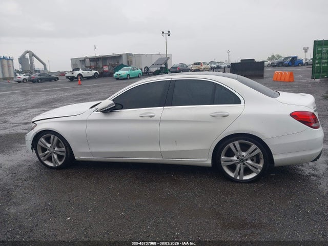 Aukcja sprzedaży 2018 Mercedes-benz C 300, vin: 55SWF4JB1JU240529, numer aukcji: 45737968